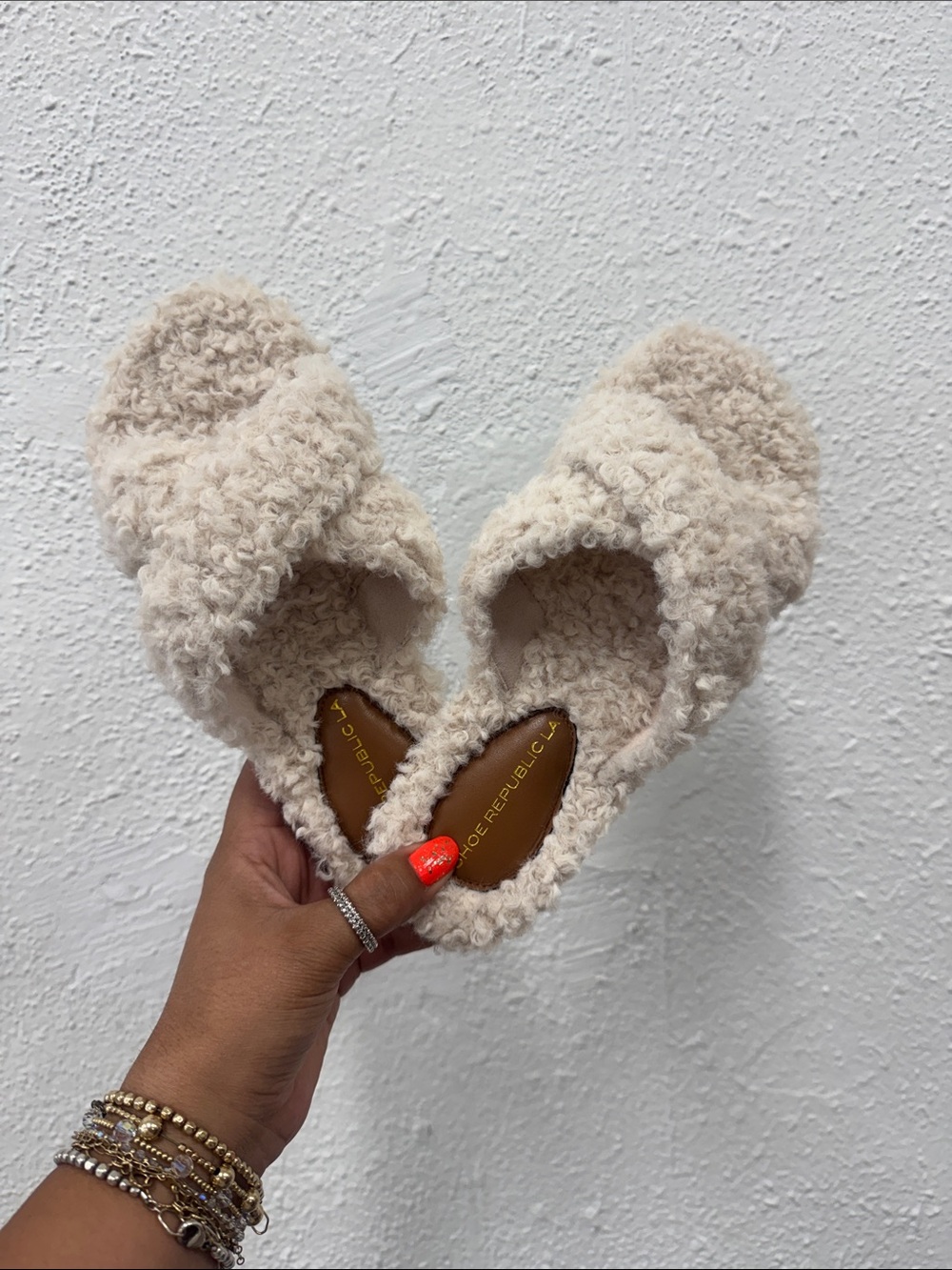 Fuzzy Shearling Slide Slippers in Cream